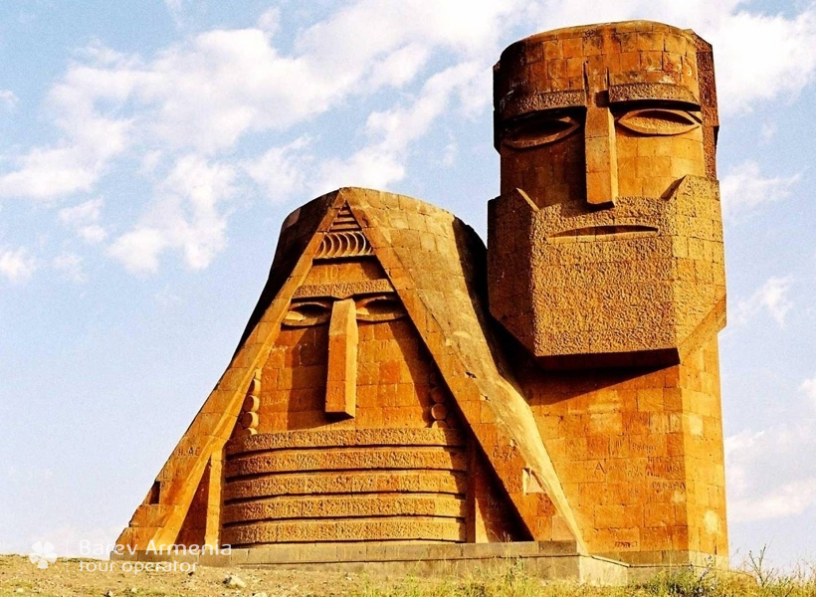 Արցախի ժողովրդի սոցիալ-տնտեսական իրավունքների հարցով քննիչ հանձնաժողովը գործի է անցել․ «Հրապարակ»