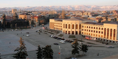 Գյումրու ավագանու արտահերթ ընտրության ժամանակ բարեգործության արգելքը խախտելու մեջ մեղադրվող 3 անձանց վերաբերյալ քրեական վարույթի նյութերն ուղարկվել են դատարան