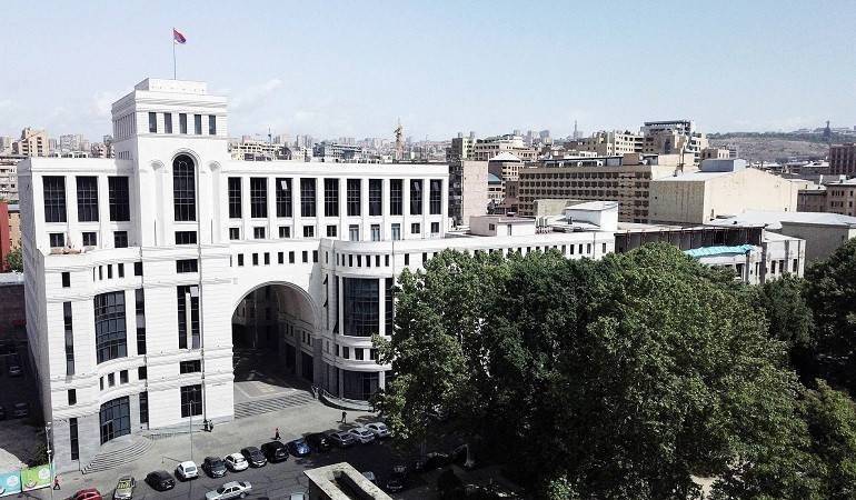 МИД Армении приветствует подходы сопредседателей МГ ОБСЕ о возобновлении мирного процесса