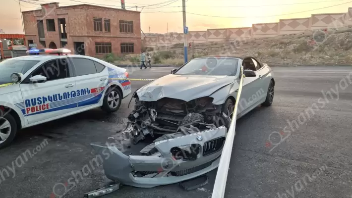 Ավտովթար Երևանում. բախվել են BMW-ն ու Mercedes-ը, կա վիրավոր