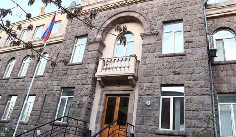 «Հայաստան» դաշինքի, «Ուժեղ Հայաստանի» ու ԲՀԿ–ի ակցիան ԿԸՀ–ի դիմաց՝ ուղիղ