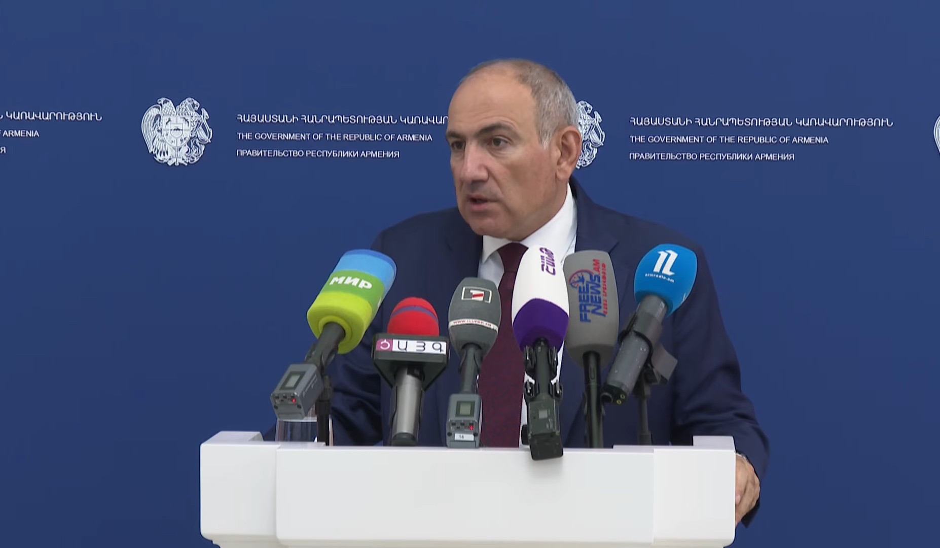 Կարծում եմ՝ շատ խիզախ բան է անում Աննան. Նիկոլ Փաշինյանը՝ բռնության դեմ արշավի մասին