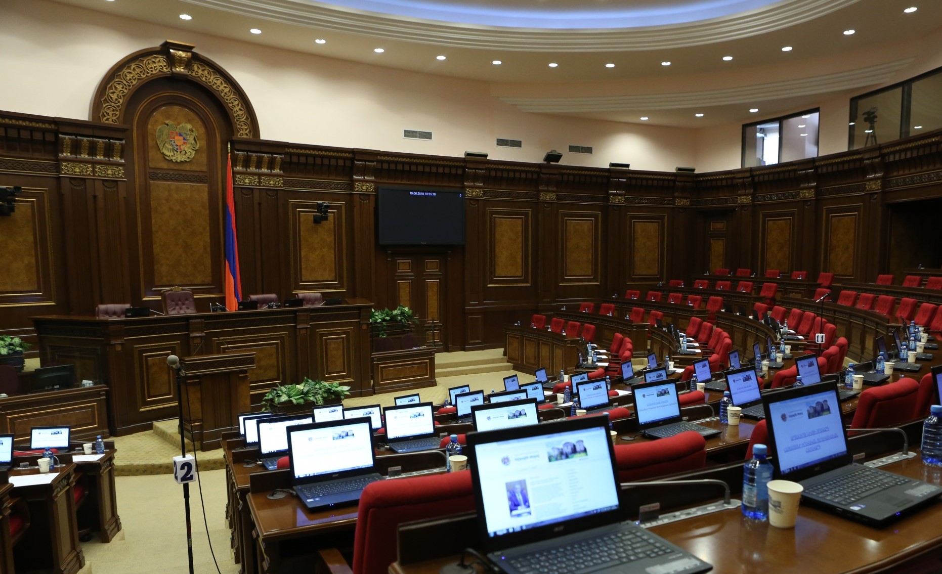 ԱԺ-ում հայտարարությունների ժամ է՝ ուղիղ