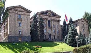 Ազգային ժողովի նիստն ընդմիջվեց. խնդիր կա