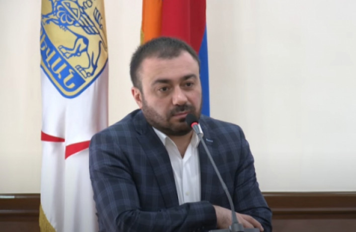 Քաղաքացուն հետաքրքիր չէ, թե «Թելսել»-ի ապարատի մեջ ինչու թուղթ չկա. Մանուկ Սուքիասյան