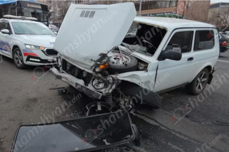 Շղթայական ավտովթար՝ Երևանում. բախվել է 5 մեքենա