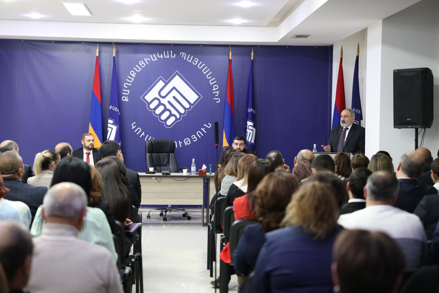 Տեղի է ունեցել «Քաղաքացիական պայմանագիր» կուսակցության Նախաձեռնող խմբի նիստ. Փաշինյանը հանդես է եկել ելույթով