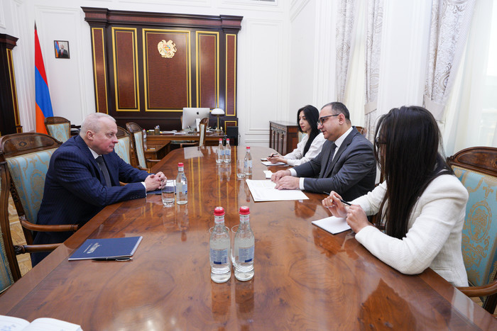 Вице-премьер РА и посол РФ коснулись актуальной повестки армяно-российских союзнических отношений