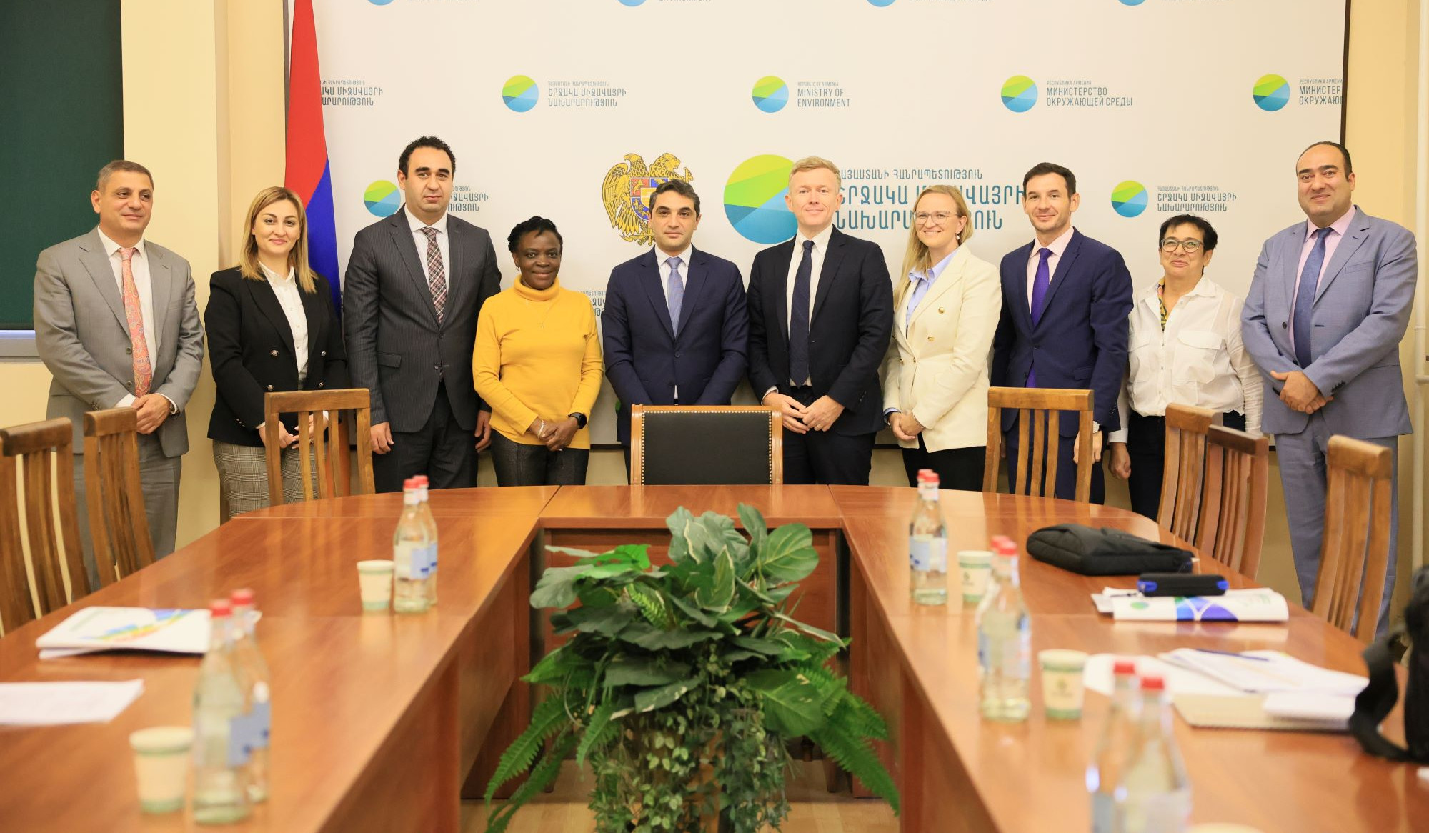 ՇՄ նախարար Հակոբ Սիմիդյանը հանդխպել է Կանաչ կլիմայի հիմնադրամի ներկայացուցիչներին