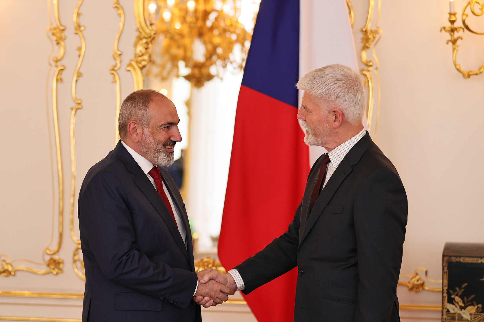 В Праге состоялась встреча премьер-министра Армении и президента Чехии