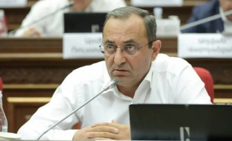 Ձեր բերած նախագիծը ծաղր է, բովանդակությունը բաժակաճառ է հիշեցնում. Ժողովրդի ջեբն են գցում. Արծվիկ Մինասյան