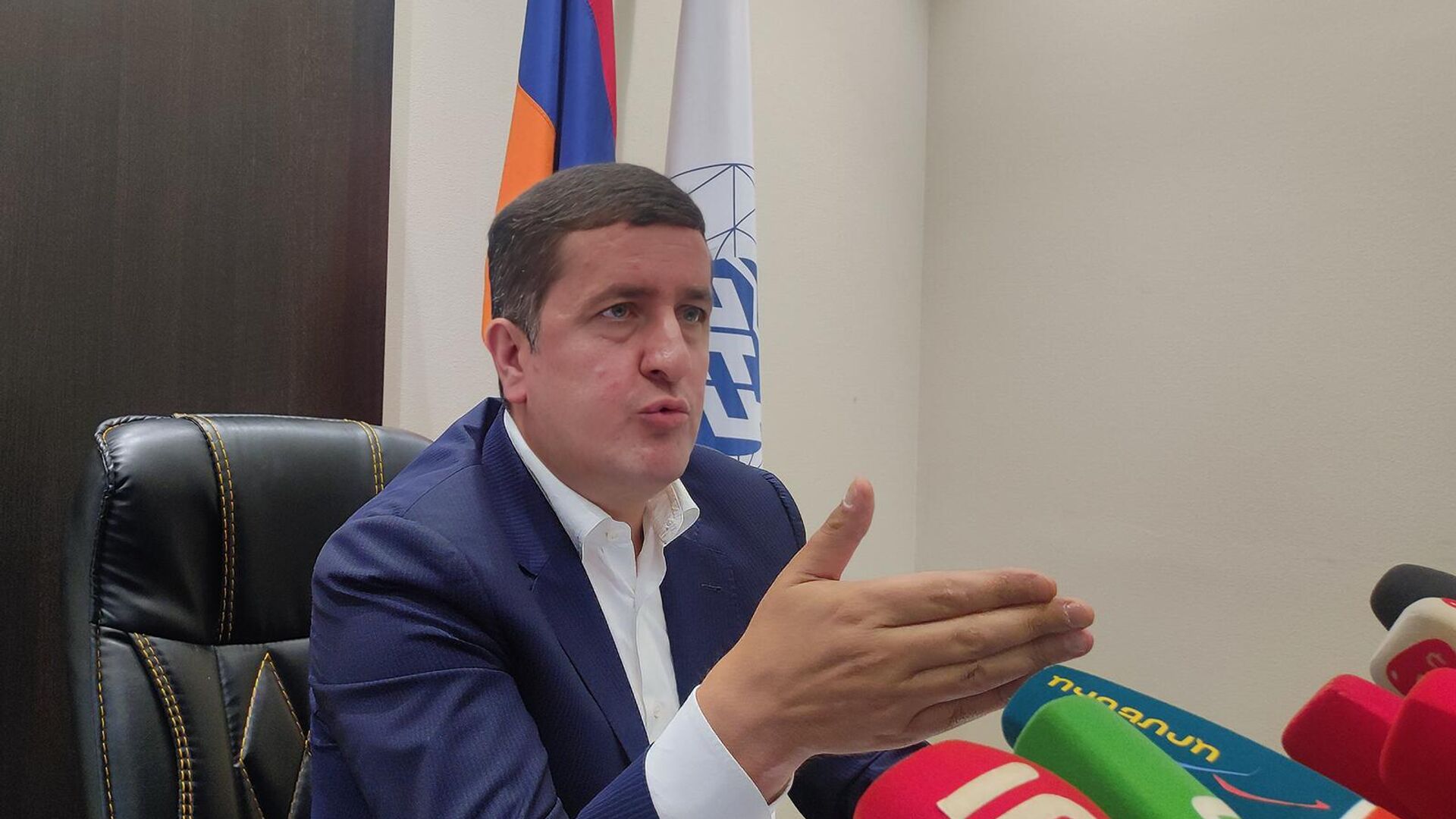 Դավիթ Ղազինյանն ազատվել է աշխատանքից