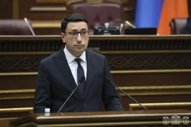 ՔՊ-ն ԿԲ խորհրդի անդամի պաշտոնում առաջադրել է Լևոն Սահակյանի թեկնածությունը