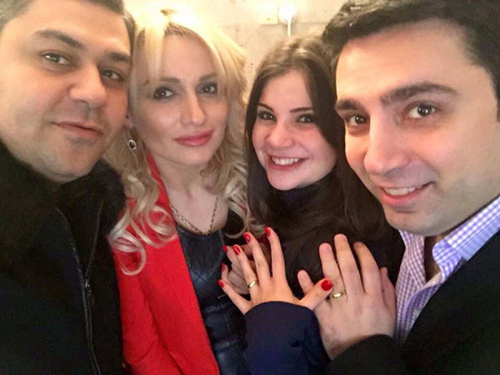 Թող պարոն Վանեցյանը դուրս գա փողոց և իր առաջարկը բարձրաձայն հնչեցնի. Սիմոնյան