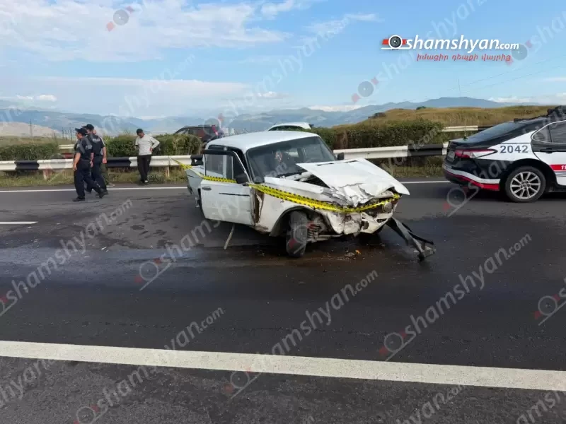 Երևան-Սևան ճանապարհին բախվել են «Toyota Corolla»-ն և «ՎԱԶ 2106»-ը․ կան վիրավորներ