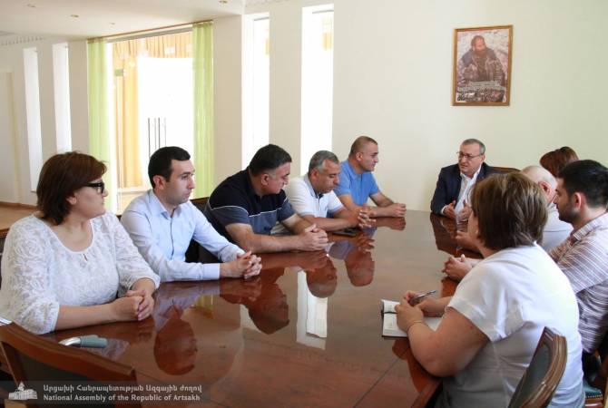 Возобновление переговоров под эгидой Минской группы ОБСЕ является единственным приемлемым вариантом для Арцаха: председатель НС Арцаха