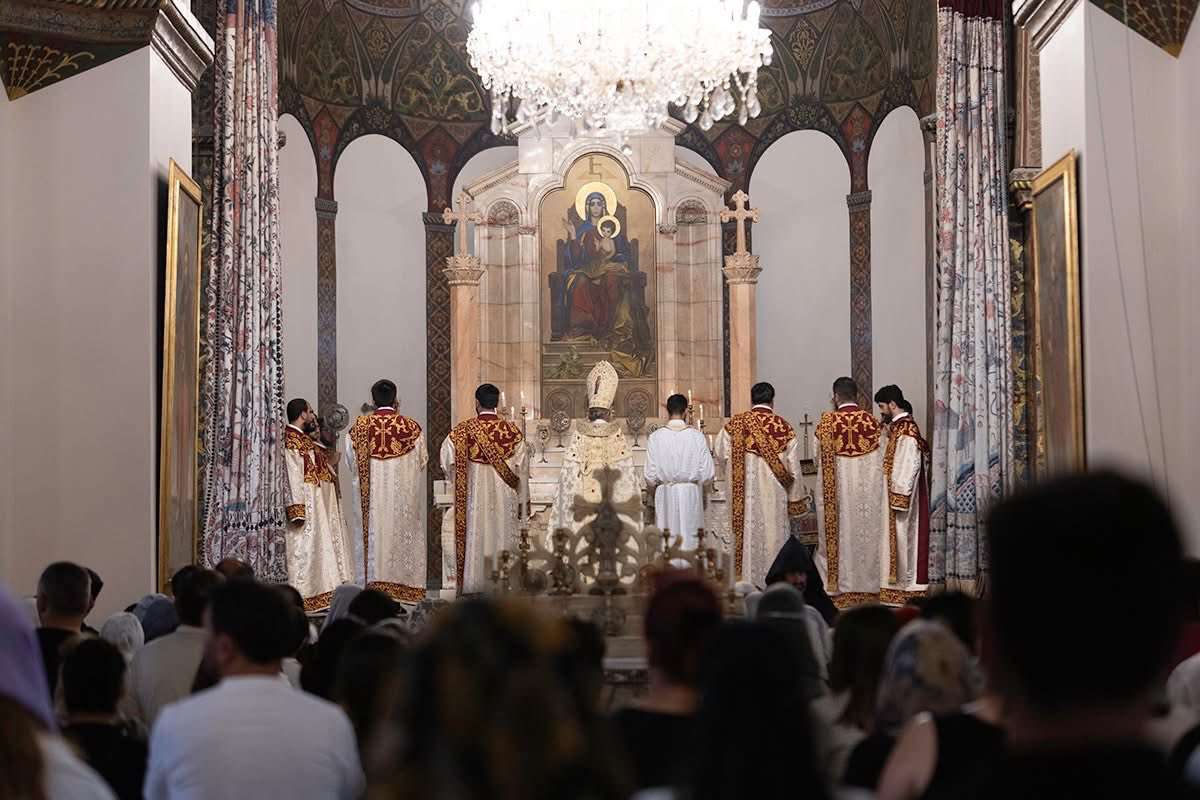 Միքայել և Բագրատ արքեպիսկոպոսներն ապօրինաբար ազատազրկված են․ մատուցվել է Սուրբ Պատարագ