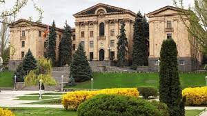 ԱԺ-ն շարունակում է իր աշխատանքը. Ընդդիմադիրները ներկա չեն (ուղիղ)
