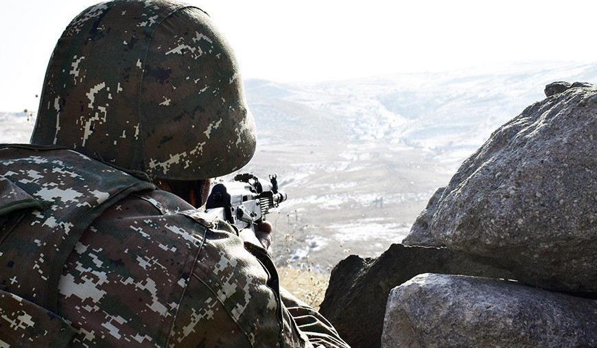 Азербайджанские ВС открыли огонь по армянским позициям в направлении Верин Шоржа