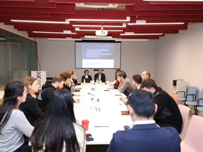 Քննարկվել է «Հնդիկ աշխատանքային միգրանտների մարդու իրավունքների իրավիճակը Հայաստանում» զեկույցը