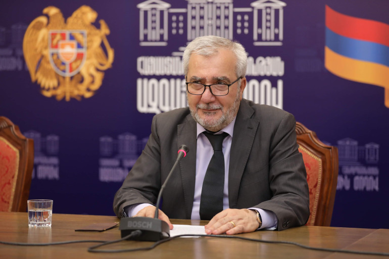 Անհետ կորածների հարազատներն այս պահին խորհրդարանում են՝ հանդիպելու Անդրանիկ Քոչարյանի հետ 