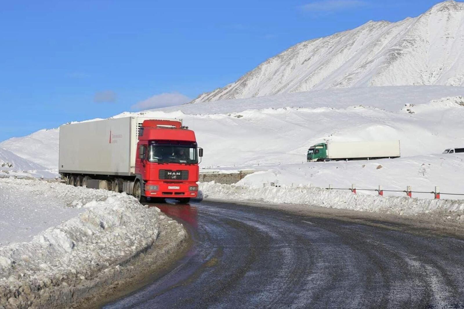 Վերին Լարսը փակ է մեծ բեռնատարների համար