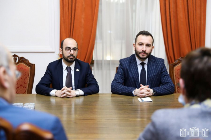 Կոնջորյանն ու Հովհաննիսյանը 4-րդ անգամ տապալում են ԱԺ աշխատանքները. «Ժողովուրդ»