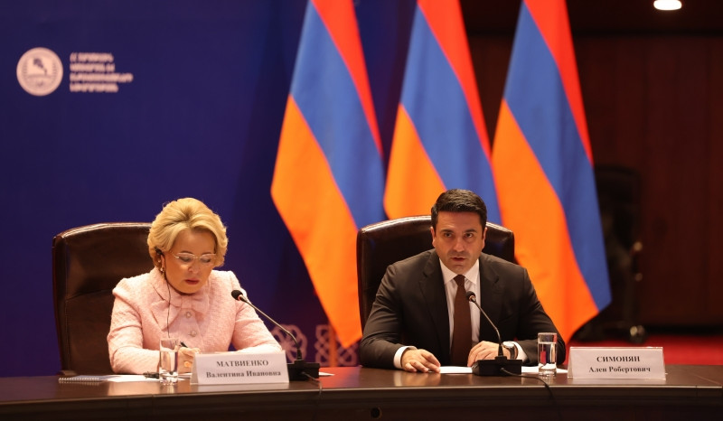 Այսօրվա համաժողովը վկայում է հայ-ռուսական հարաբերությունների խորացման նկատմամբ ունեցած հանձնառության մասին. Սիմոնյան
