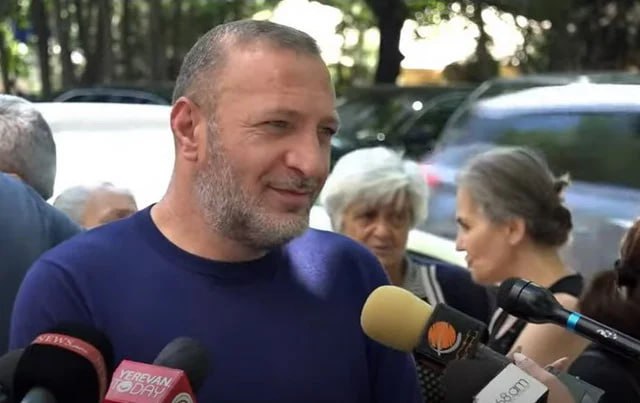 44-օրյա պատերազմում զոհված Մխիթար Գալեյանի հայրը՝ Գարիկն արդեն ազատության մեջ է