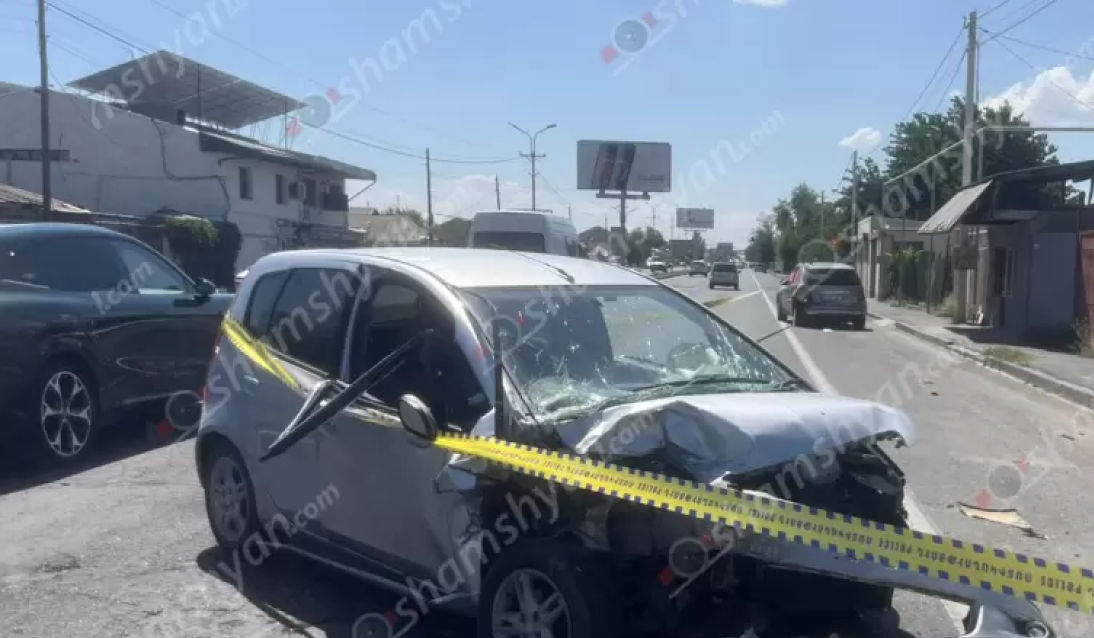 Արմավիրում բախվել են «Mitsubishi Colt»-ը և «Mercedes ML 500»-ը. կան տուժածներ