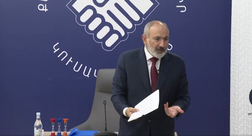 Փաշինյանը «Որտեղ հաց, այնտեղ կաց». Հայաստանի Հանրապետության սոցիալ-հոգեբանությունը» խորագրով բանախոսություն է ունեցել