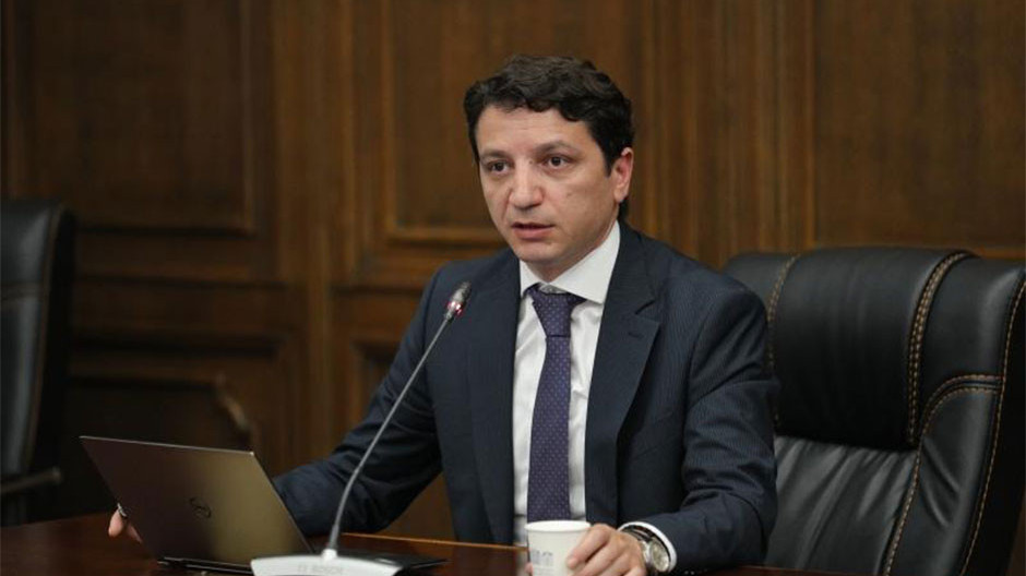 Հայաստանի պետական պարտքն այս տարվա առաջին կիսամյակում դրամային արտահայտությամբ կազմել է 5 տրլն 323 մլրդ դրամ․ ֆինանսների նախարար