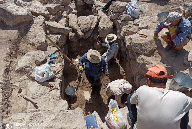 Քանագեղի ուշ բրոնզեդարյան դամբարանի պեղումների ընթացքում արժեքավոր նյութեր են հայտնաբերվել