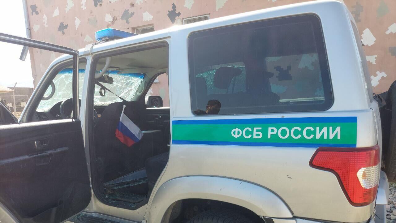 ՀԱՊԿ միացյալ շտաբի պետին են ցույց տվել Ադրբեջանի կողմից ռուսական սահմանապահ հենակետը գնդակոծելու կադրերը