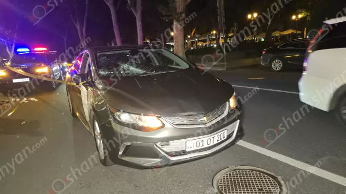 «Chevrolet»-ը Երևանում վրաերթի է ենթարկել 2 հետիոտնի. վերջինները տեղափոխվել են հիվանդանոց. վիրավորներից մեկն ԱԳՆ աշխատակից է