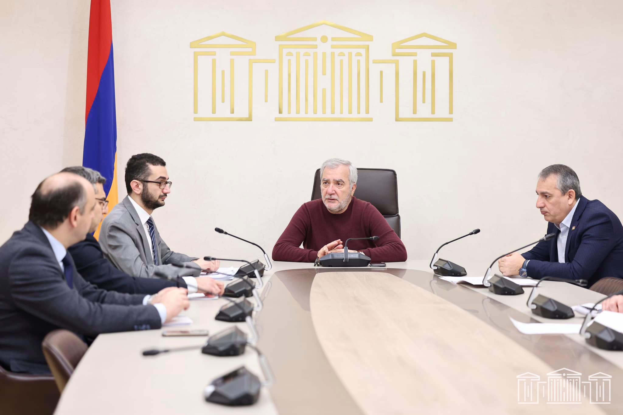 Ազգային ժողովում տեղի է ունեցել աշխատանքային քննարկում ՆԳՆ-ի կողմից առաջարկվող օրենսդրական նախագծերի շուրջ