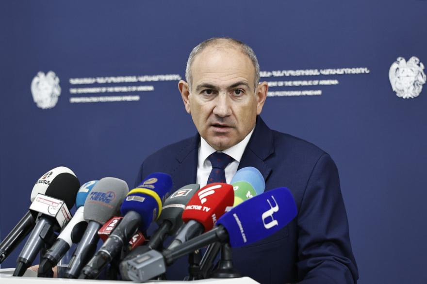 Չենք պատրաստվում ընտրություններ անցկացնել. Փաշինյանը՝ լրագրողի՝ ընտրություններին առնչվող օրենսդրական փոփոխությունների մասին հարցին