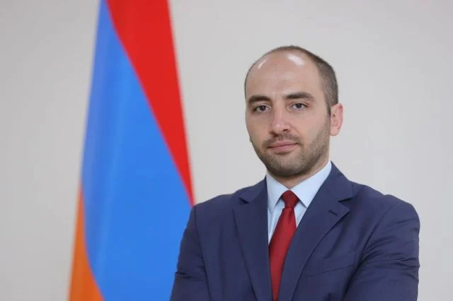 Подписание мирного договора с Азербайджаном является одним из приоритетов повестки правительства Армении: МИД