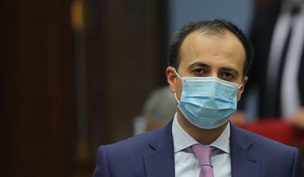 «Ժողովուրդ». «Դասալիք» նախարարը․ Արսեն Թորոսյանը լքել է մարտի դաշտը՝ դավաճանելով ազգին