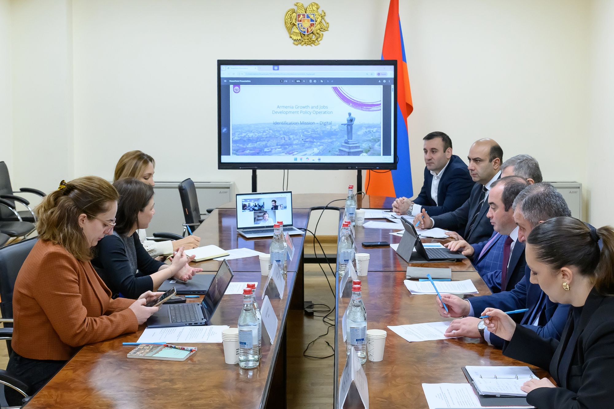 ԲՏԱ նախարարի տեղակալ Ռուբեն Սիմոնյանն ընդունել է  Համաշխարհային բանկի պատվիրակությանը