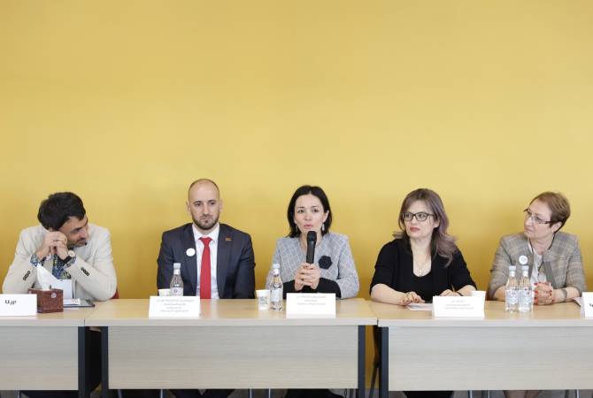 Նախարարությունը կարևորում է ոչ պետական դպրոցների հետ երկխոսությունը. Ժաննա Անդրեասյան