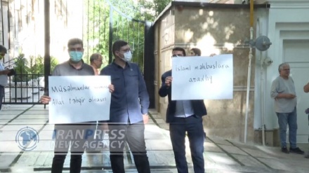 Իրանցի ուսանողները բողոքել են Ադրբեջանի կառավարության հակաիսլամական քաղաքականության դեմ