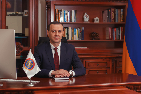Իշխանությունները կամուկացի մեջ են խաղաղության պայմանագրի շուրջ․ հարցեր ունեն․ «Ժողովուրդ»