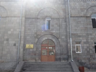 Գորիսի համայնքապետարանի աշխատակից Արմինե Չոփչունցը չի կալանավորվի. նա ազատ է արձակվել