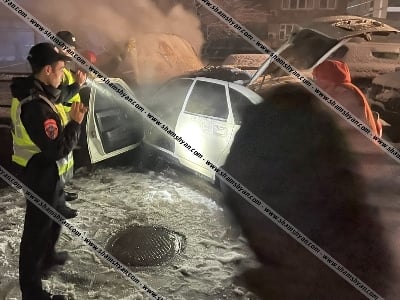 Երևանի Նար-Դոսի փողոցում մասամբ այրվել է Lada Priora ավտոմեքենա