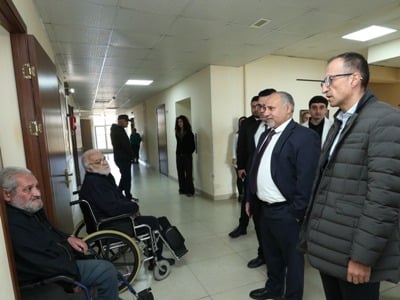 Նախարար Արսեն Թորոսյանն այցելել է «Հաղթանակ» շուրջօրյա խնամքի կենտրոն