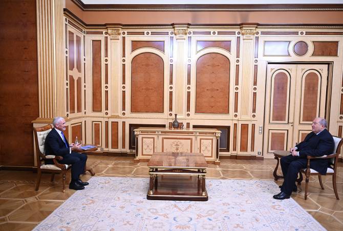 Արմեն Սարգսյանն ընդունել է Հայաստանում ՄԱԿ ի մշտական համակարգող Շոմբի Շարփին 