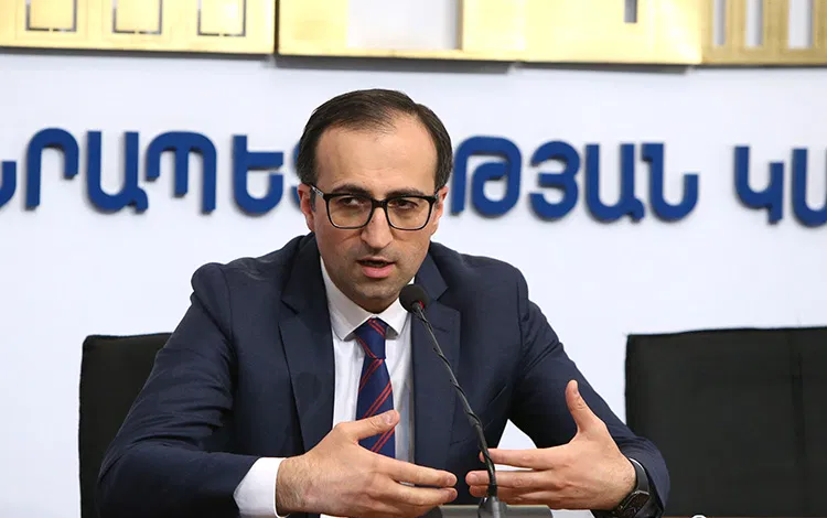 «Ֆեյսբուքյան ասուլիս»՝ Արսեն Թորոսյանի հետ. ուղիղ