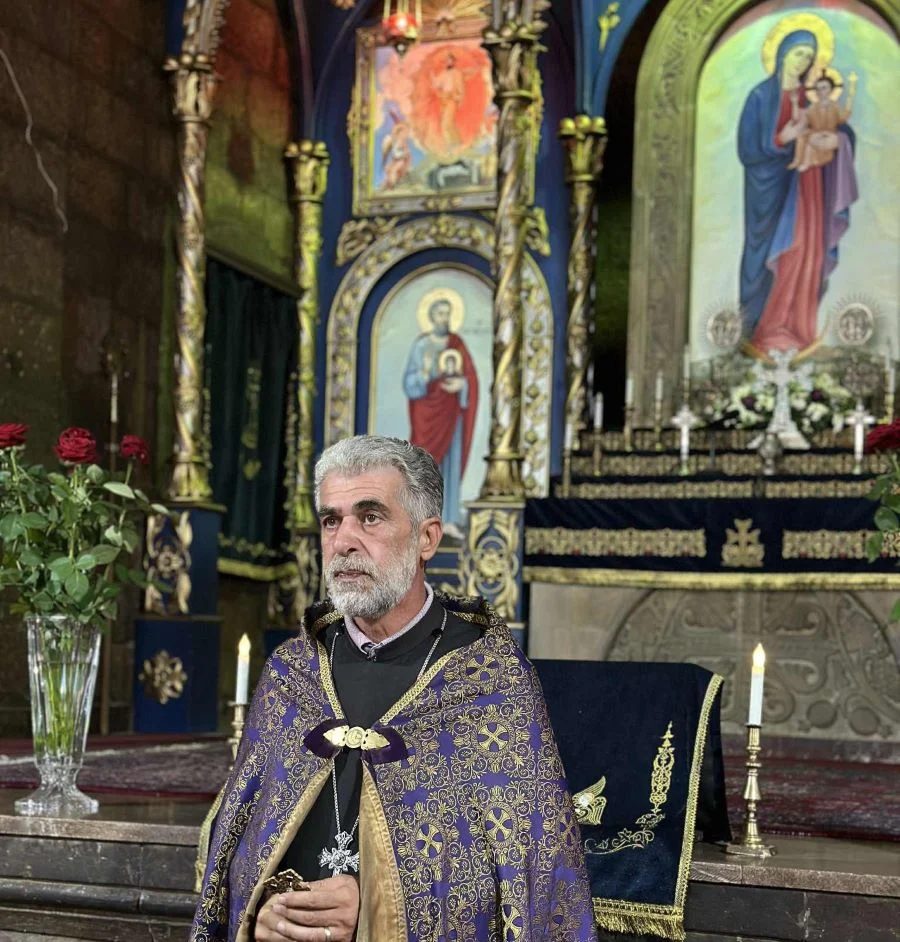  Ես եմ որոշել, որ զեղչեմ Կաթողիկոսի անունը. տեր Մկրտիչ Մուշադյան
