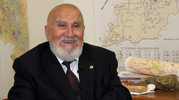 Արցախի նախագահը շնորհավորել է աշխարհահռչակ երկրաբան Գրիգորի Գաբրիելյանցի 88-ամյակը